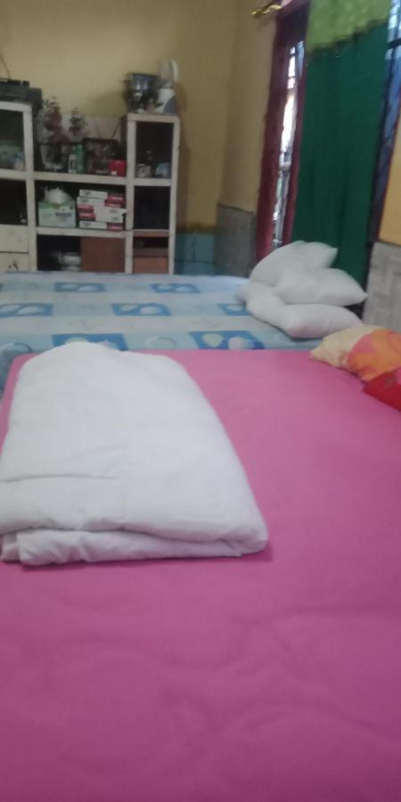 Agus Family Homestay Labuan Bajo Exterior photo