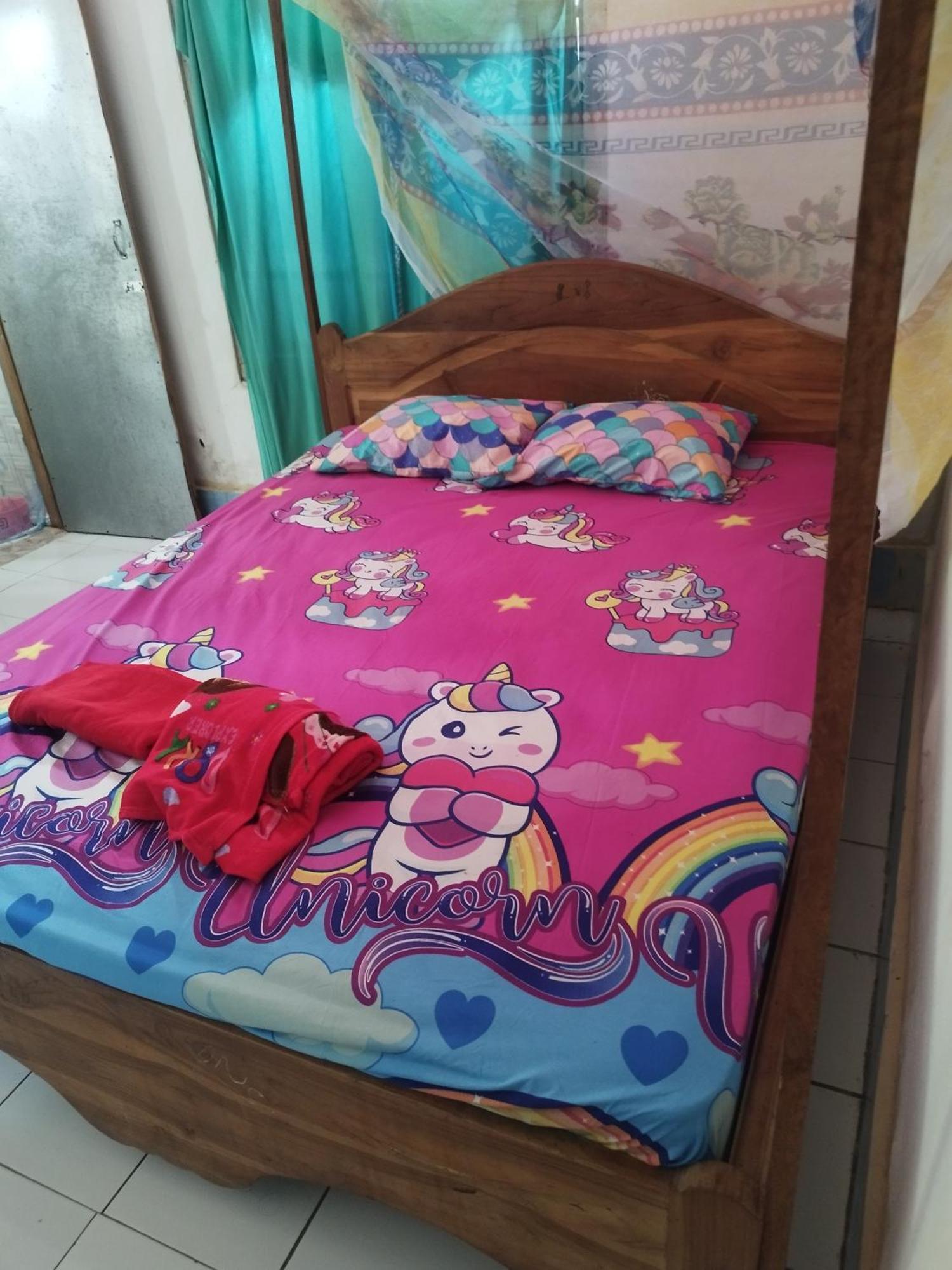 Agus Family Homestay Labuan Bajo Exterior photo